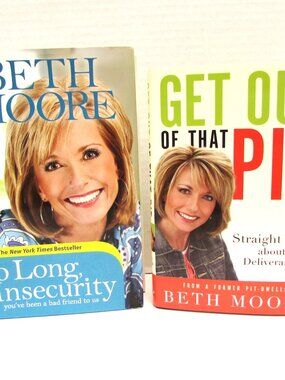 Lot 2 Beth Moore Get Out Of That Pit So Long Insecurity HCDJ